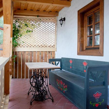 Pepi Vendeghaz - Casa De Oaspeti Pepi Joseni  Exterior photo